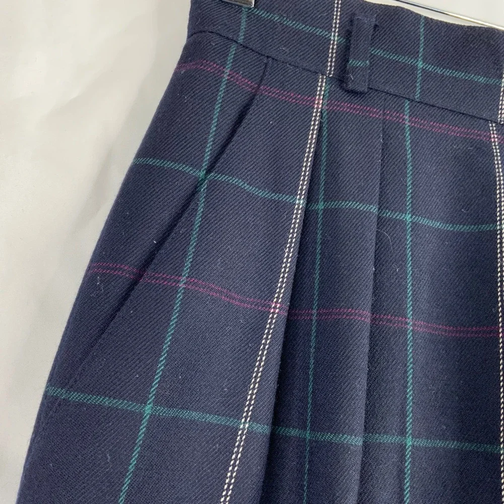 Jones New York Vintage 100% Pure Wool Plaid Pleated Midi Skirt Navy Blue Size 4